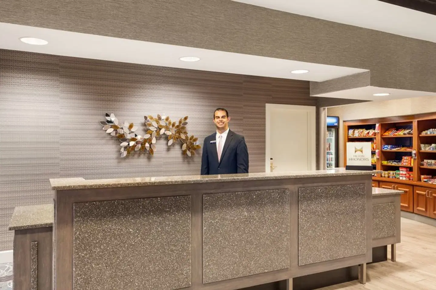 Hampton Inn & Suites Denver-Cherry Creek LOUNGE_LOBBY