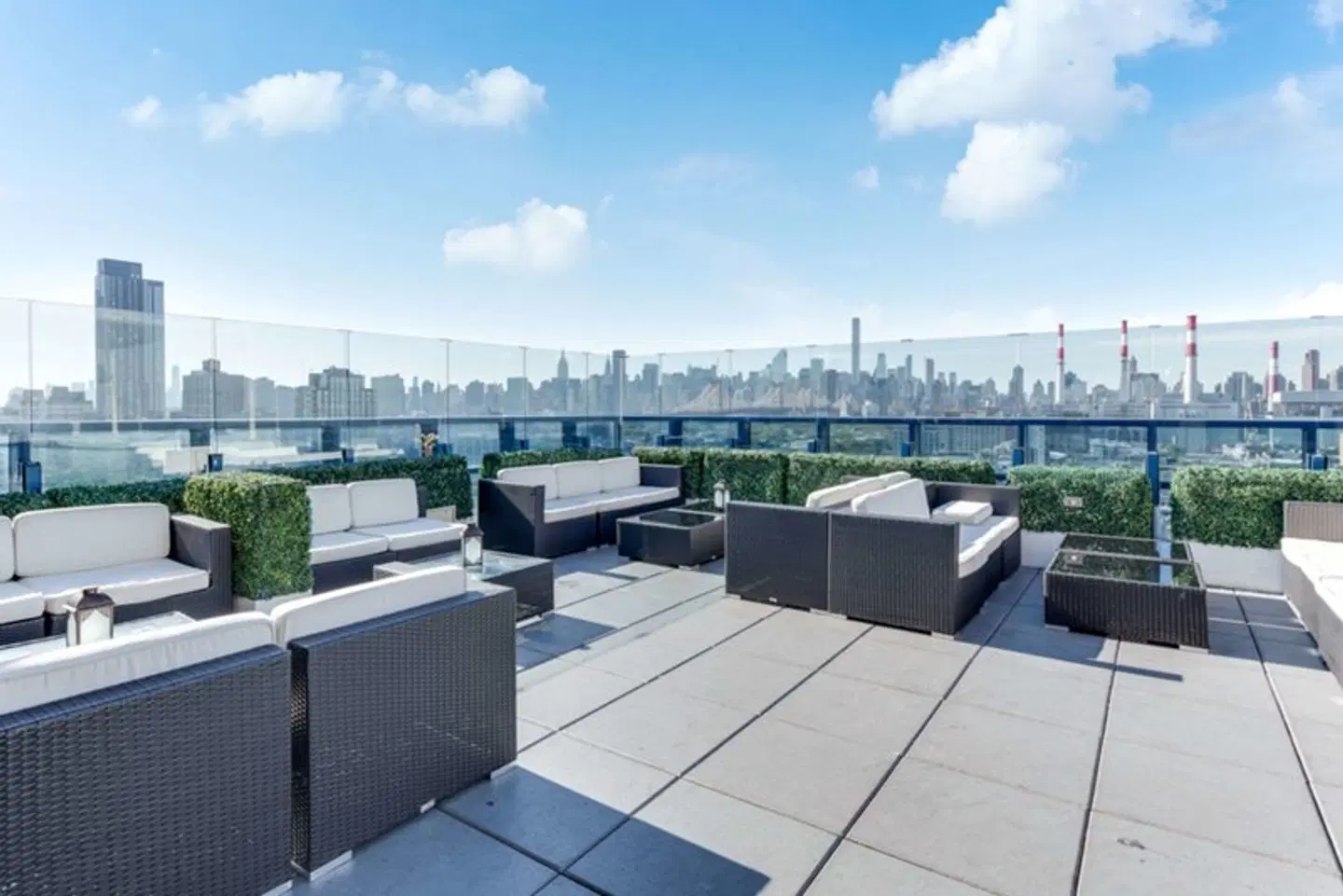 Vista LIC Hotel, BW Premier Collection Terrasse