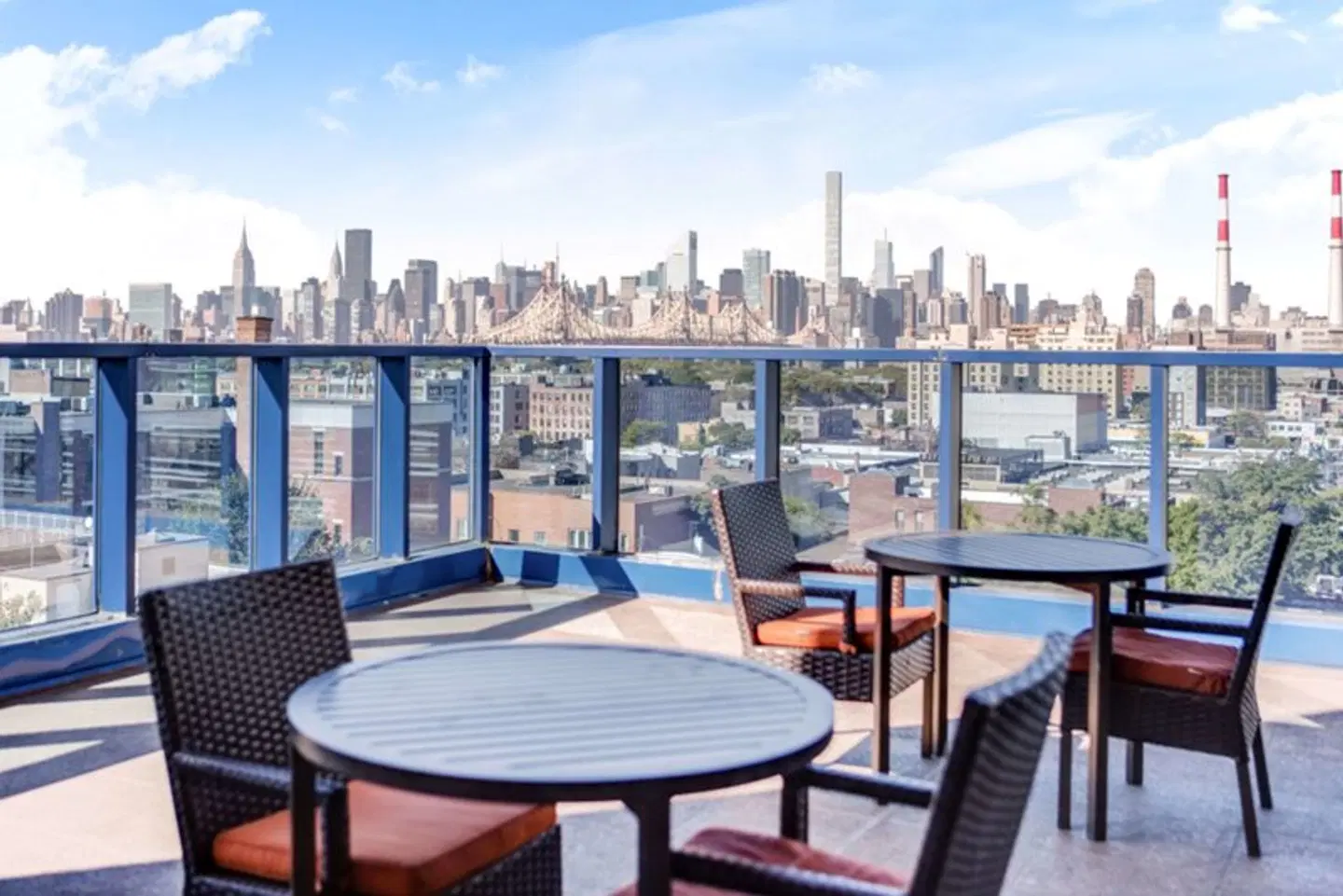 Vista LIC Hotel, BW Premier Collection Terrasse