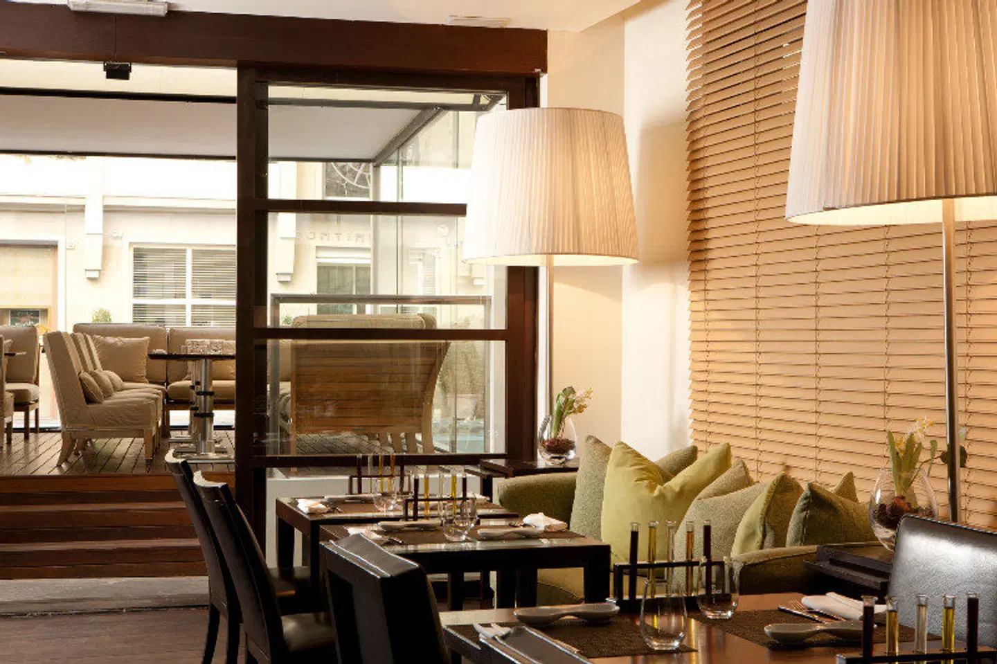 Gallery Hotel Art Restaurant