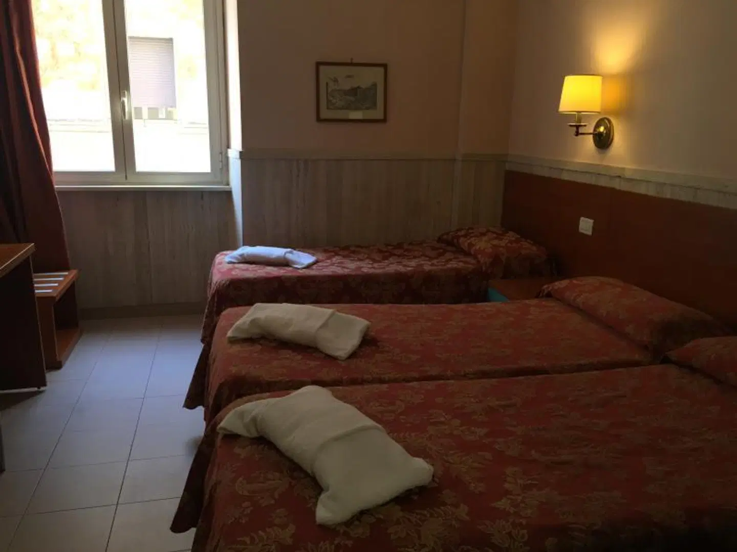 Pyramid ROOM_EXAMPLE