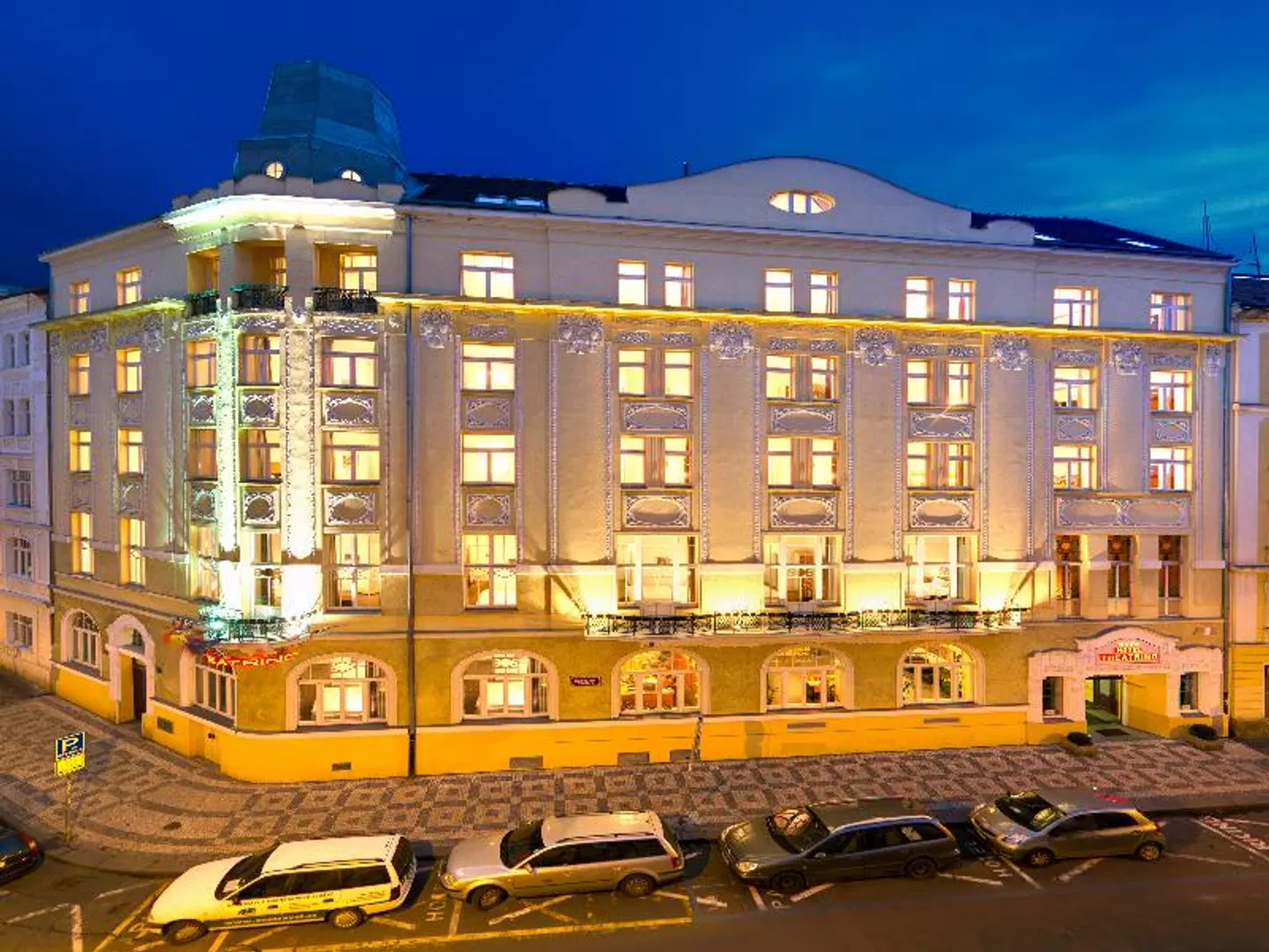 Theatrino Hotel EXTERIOR