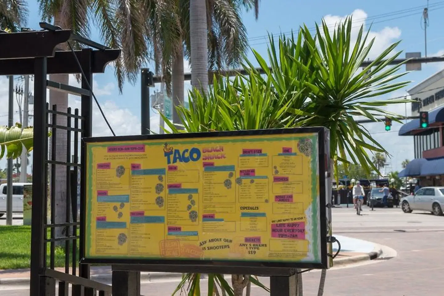 Hollywood Beach Suites, Hostel and Hotel Terrasse