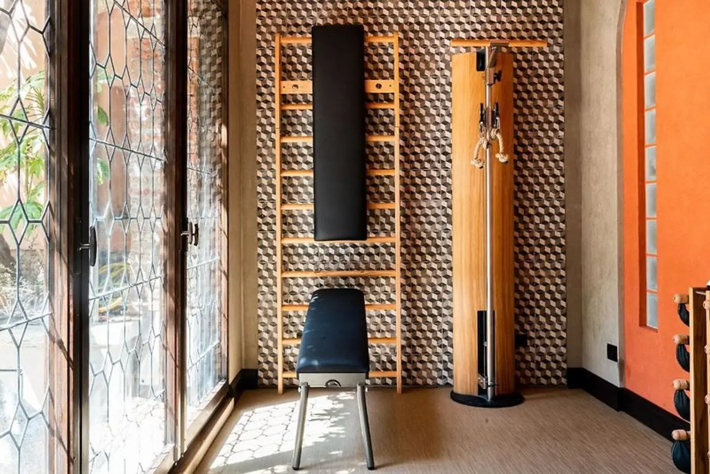 Saturnia & International LOUNGE_LOBBY