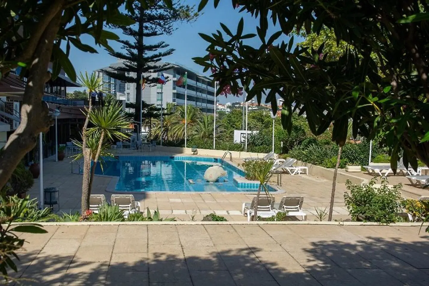 Estoril Eden OUTDOOR_POOL