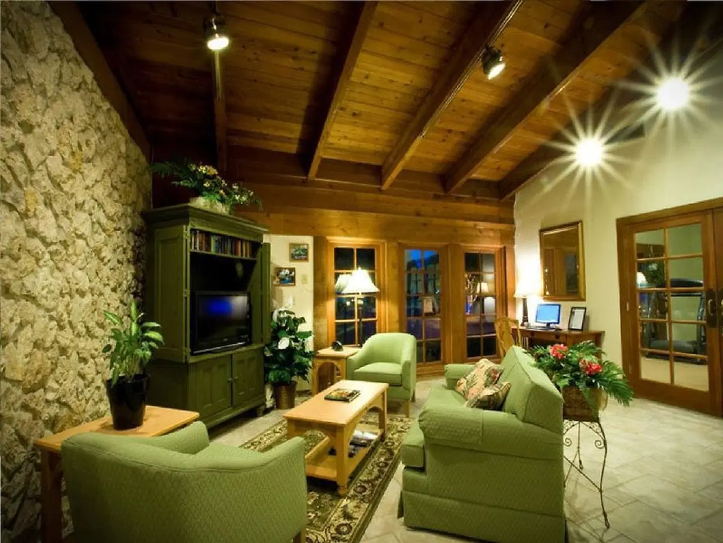Park Shore Resort LOUNGE_LOBBY