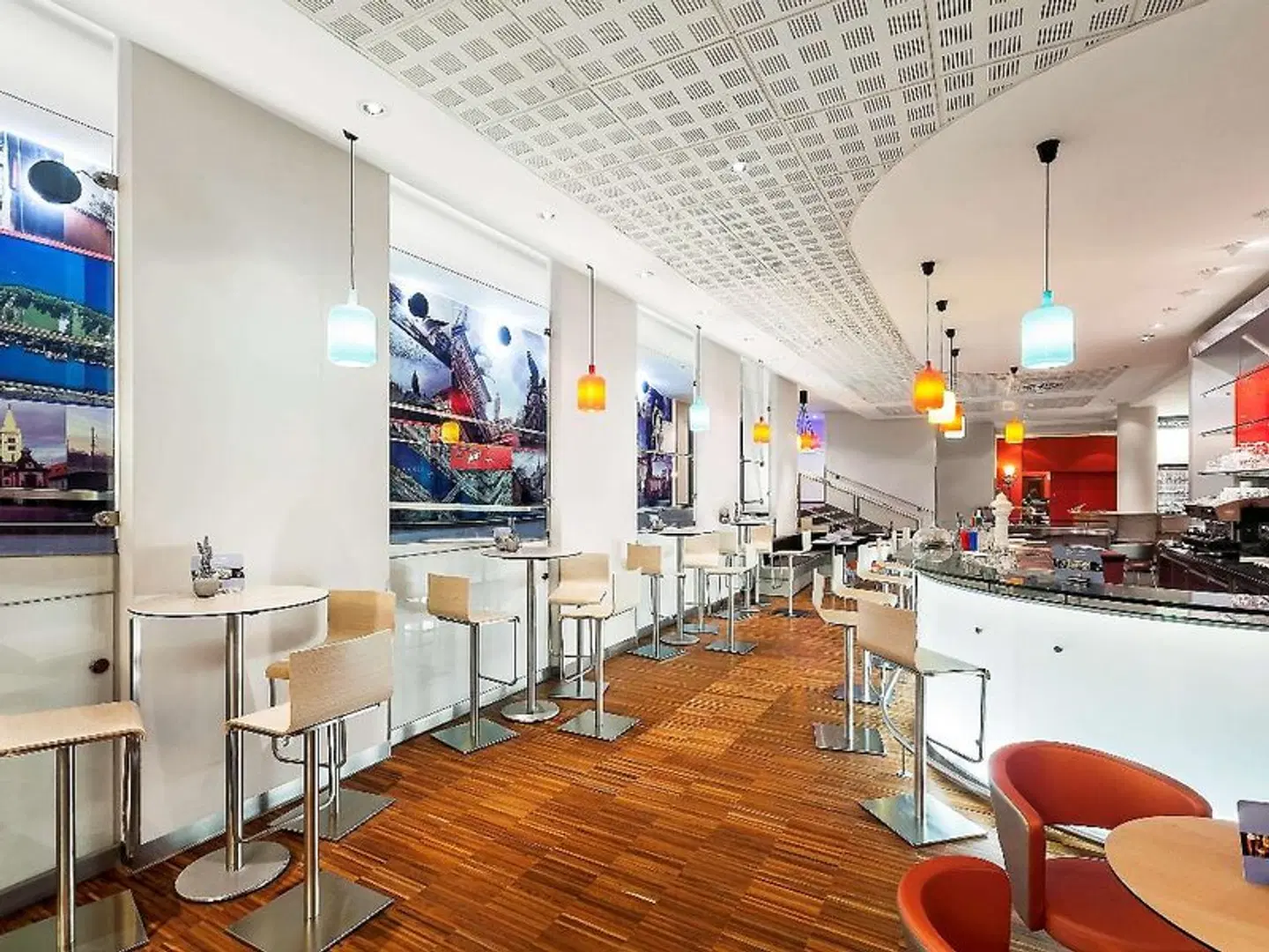 ibis Praha Old Town Bar