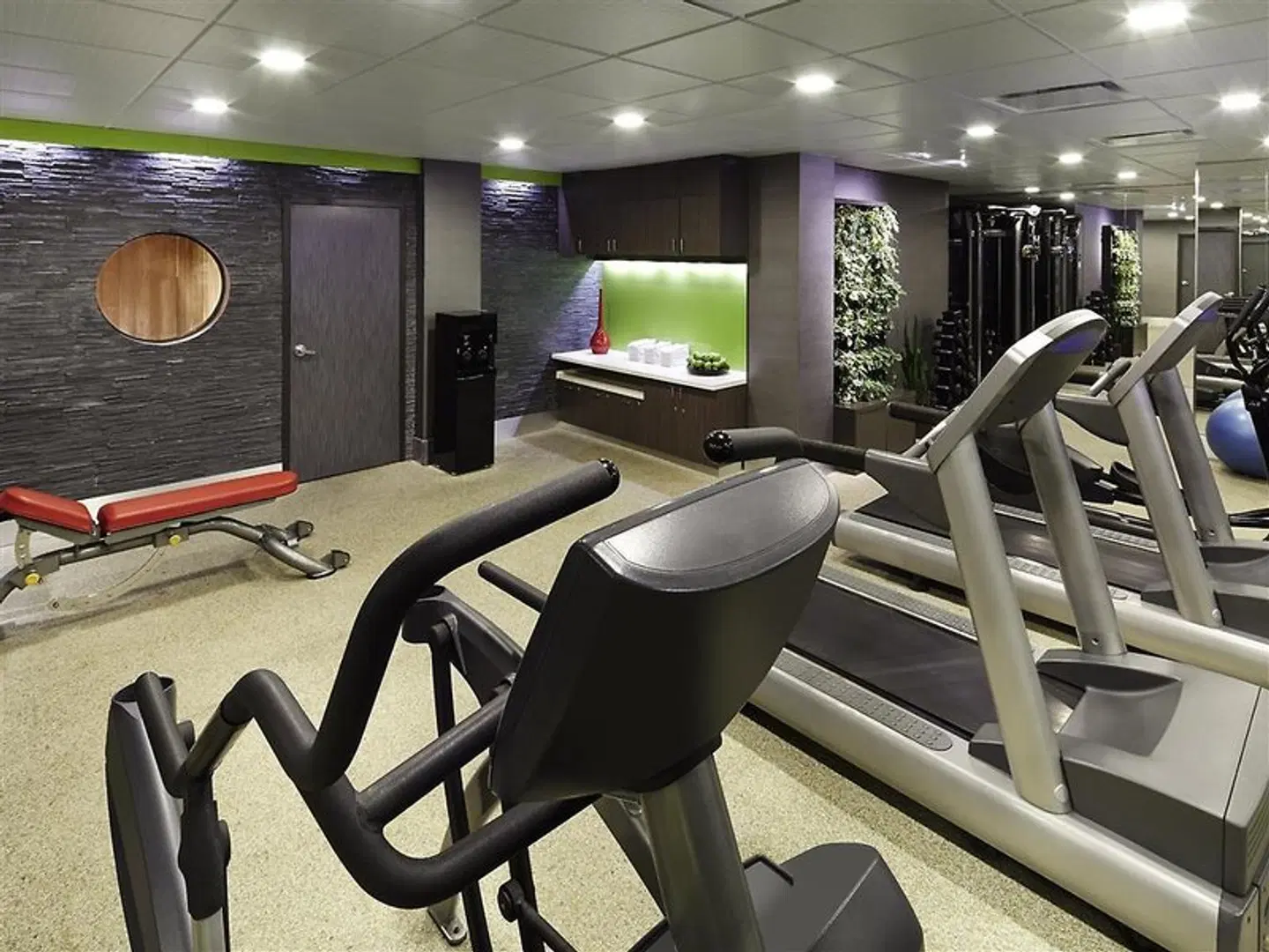 Sofitel Montreal Golden Mile SPORTS_AND_LEISURE