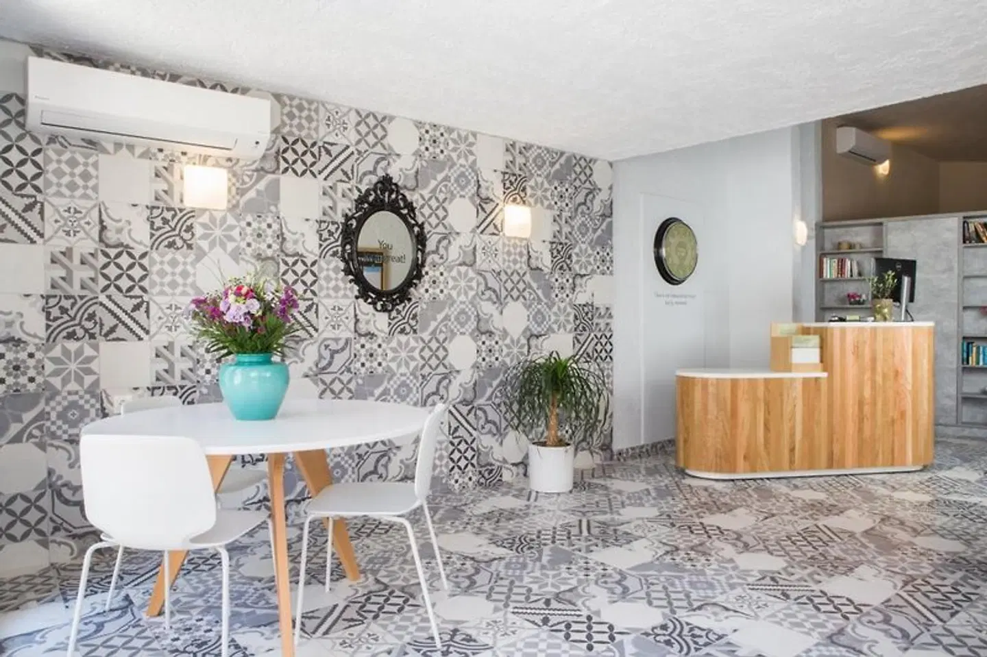 Sundance Apartments & Suites ROOM_EXAMPLE