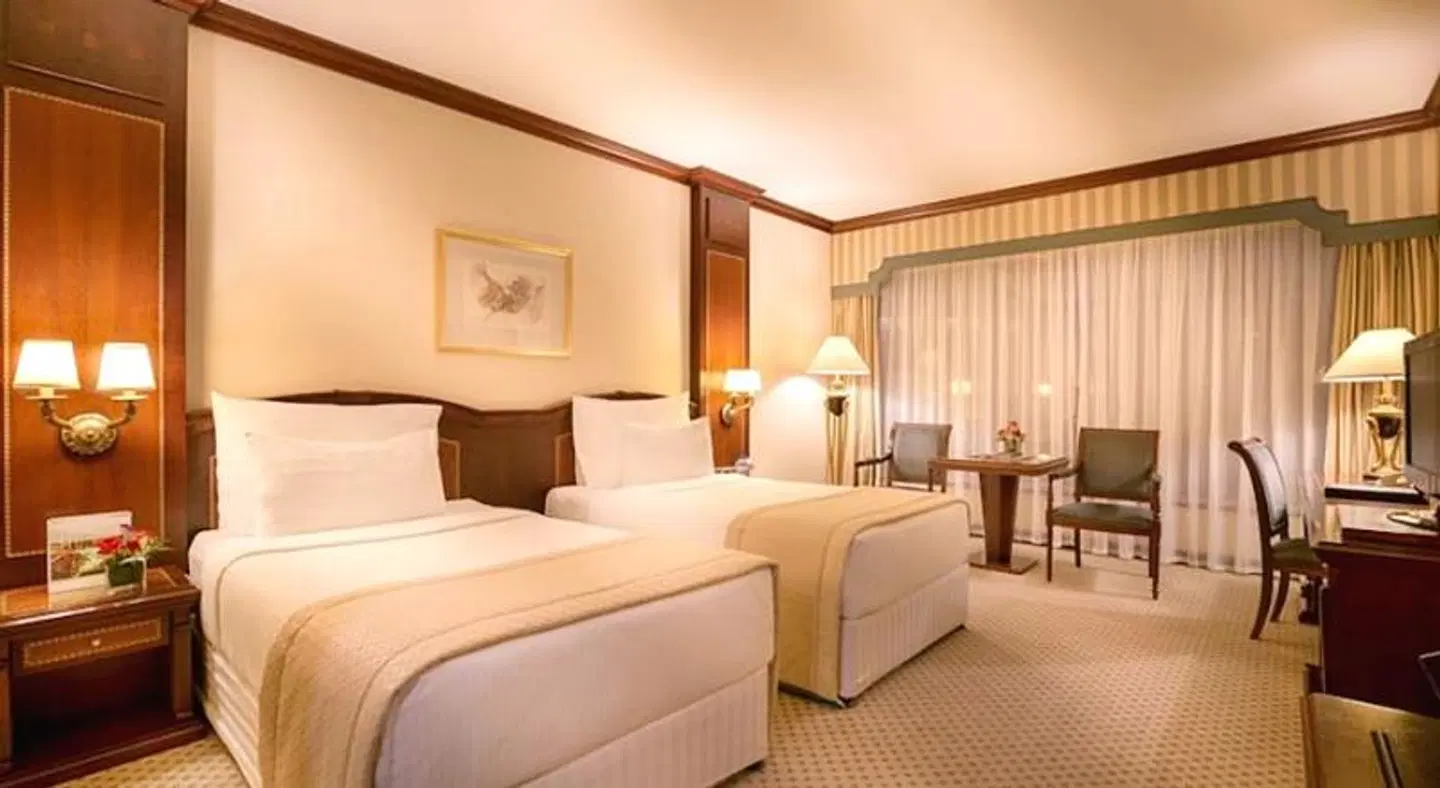 Corniche Hotel Abu Dhabi ROOM_EXAMPLE