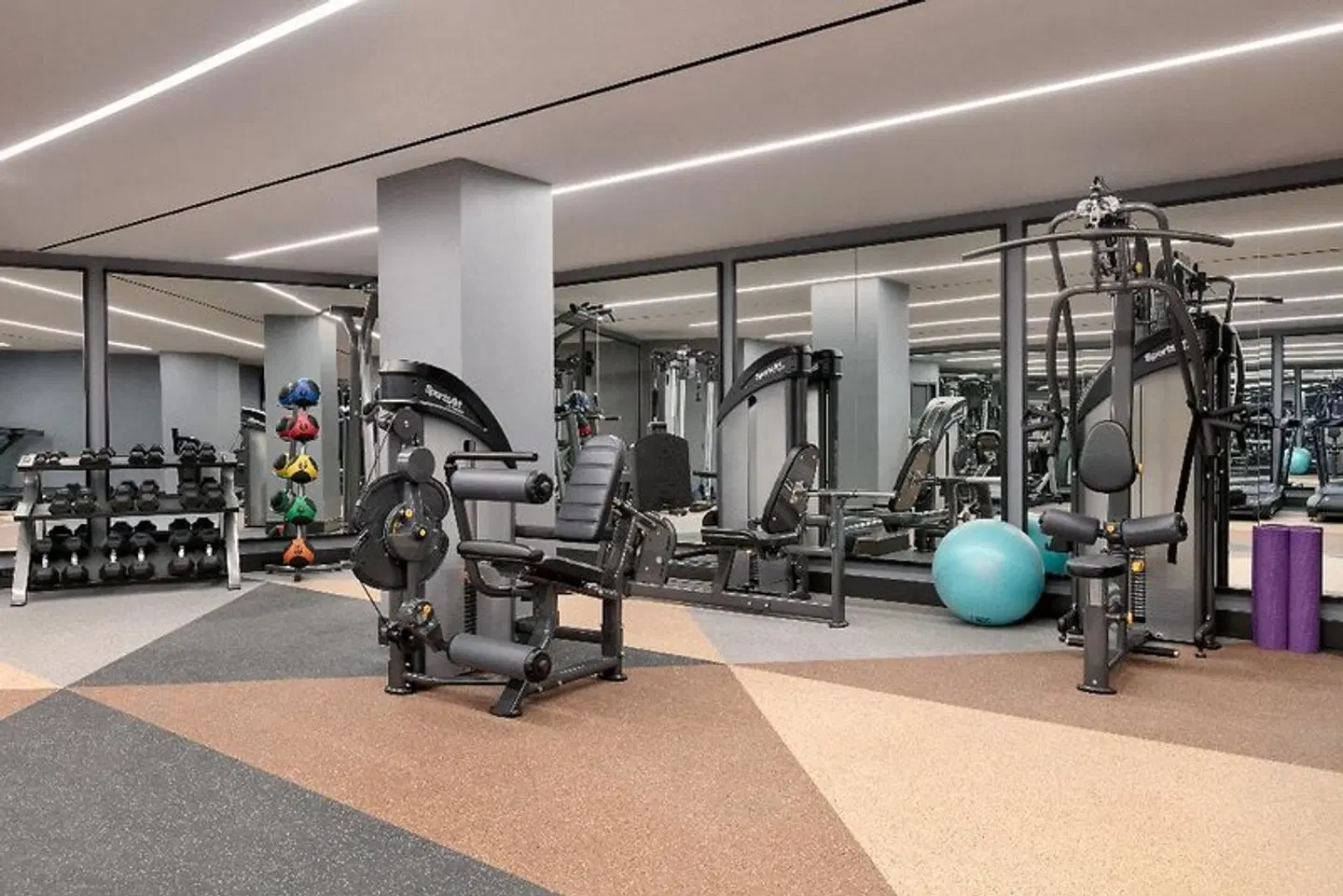 Hotel Indigo Williamsburg - Brooklyn by IHG SPORTS_AND_LEISURE