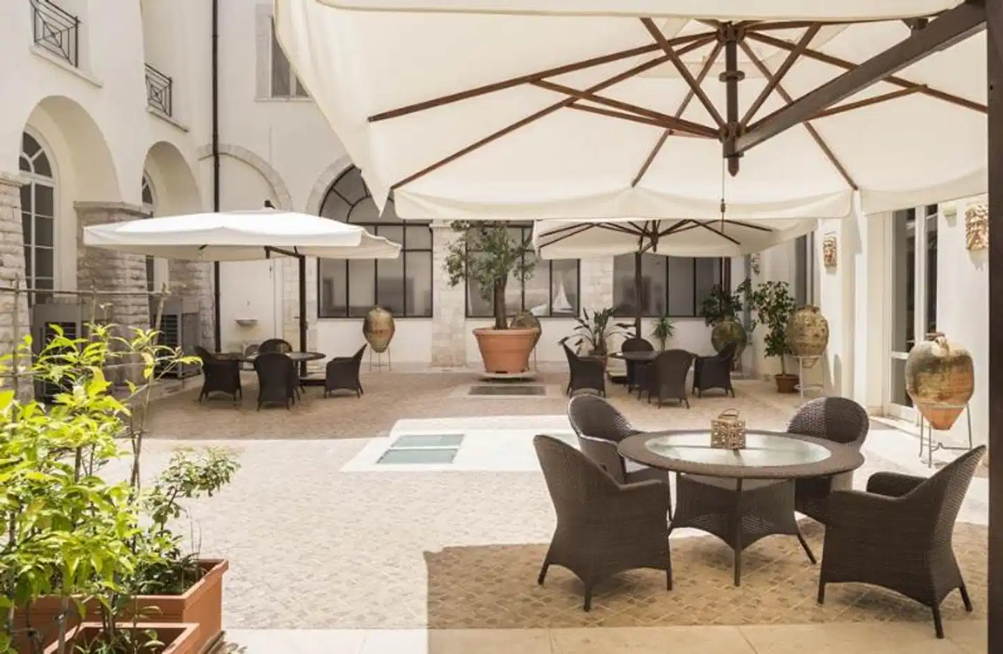 San Paolo Al Convento Lobby