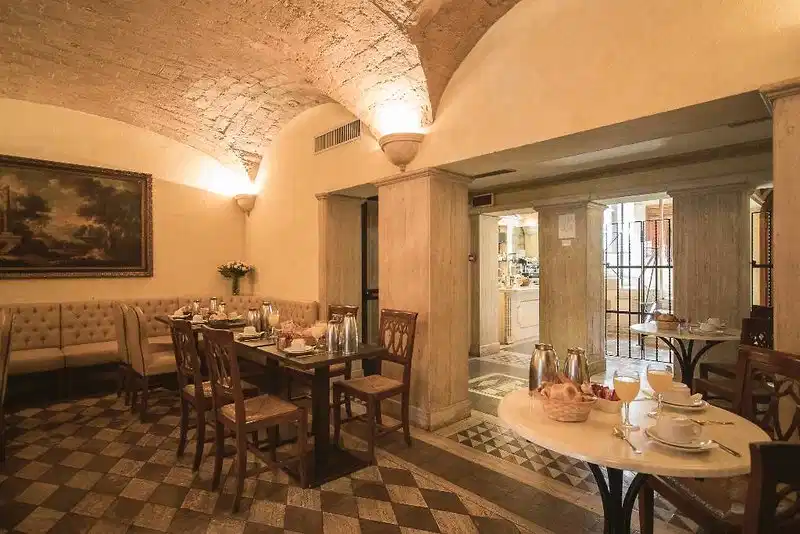 Donatello – Hotelfoto