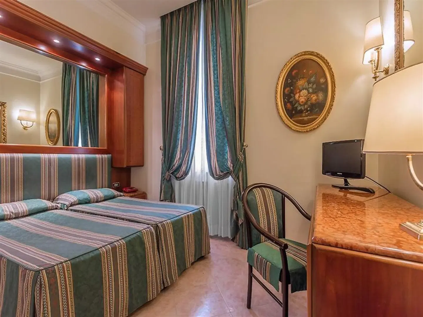 Raeli Hotel Luce ROOM_EXAMPLE