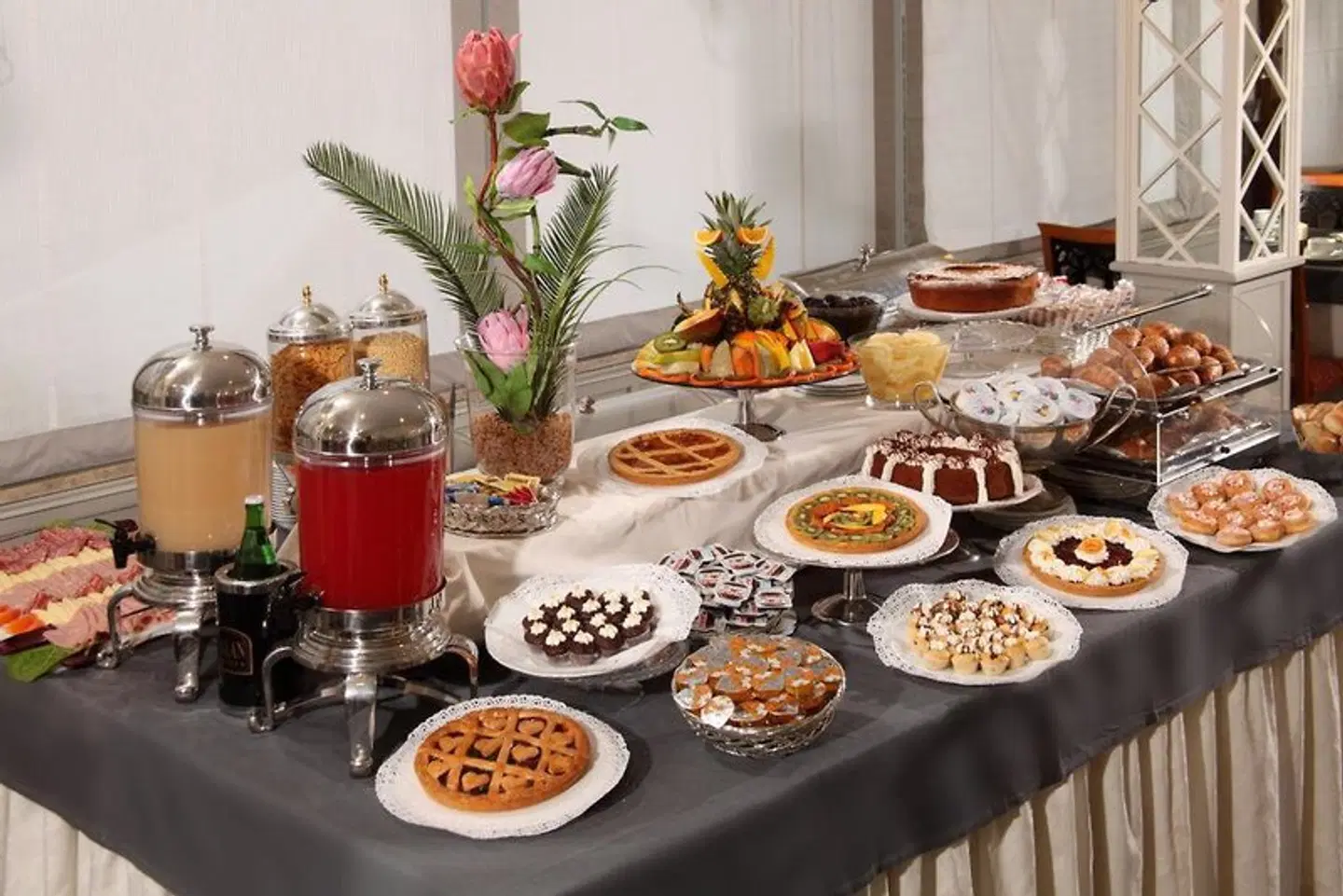 Degli Aranci Restaurant