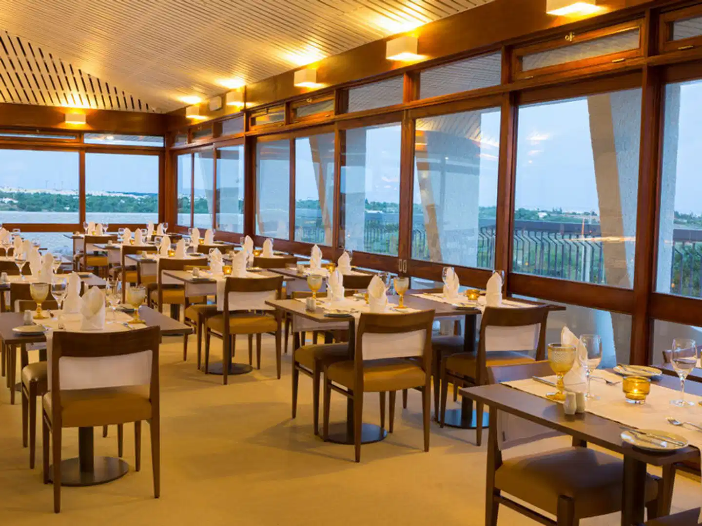 OZADI Tavira Hotel Restaurant