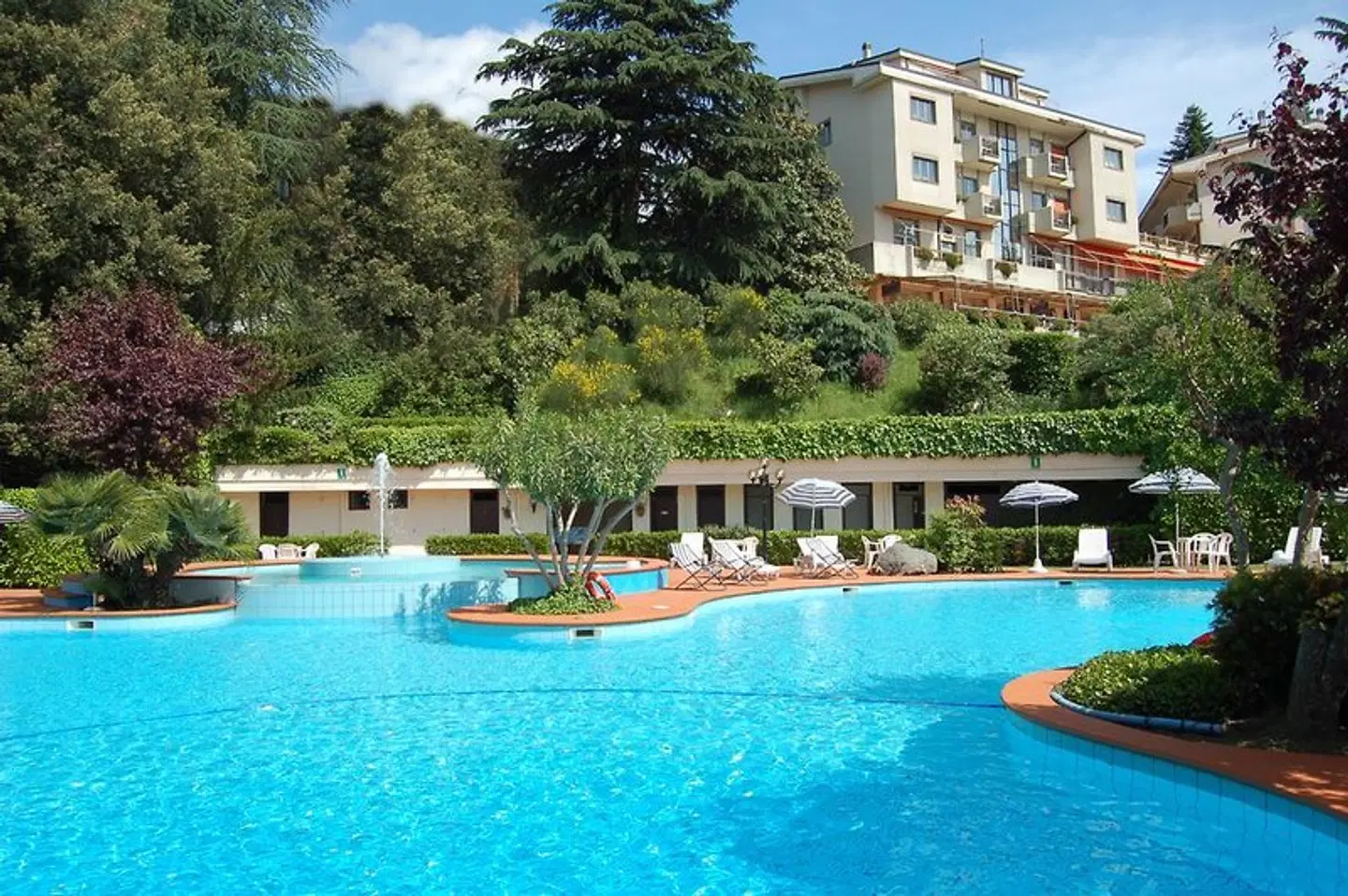 Balletti Park Hotel OUTDOOR_POOL