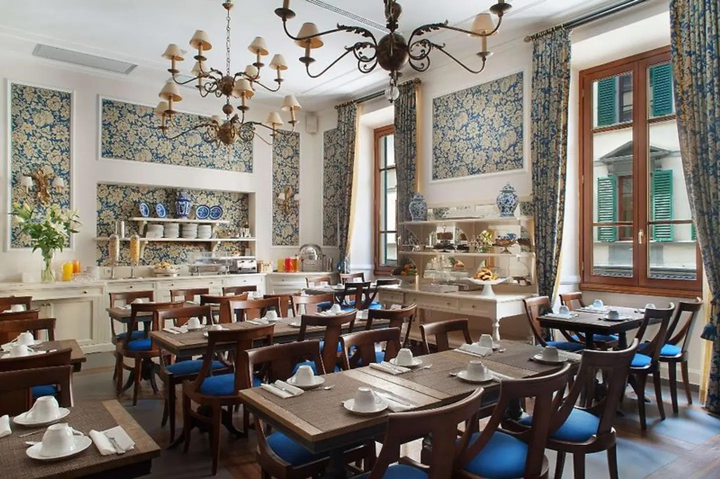 Calzaiuoli Restaurant