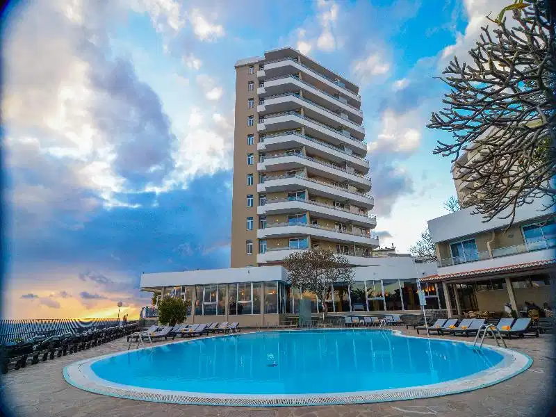 Duas Torres – Hotelfoto