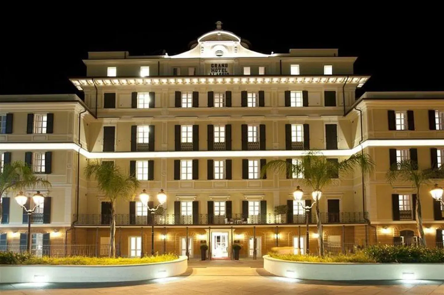 Grand Hotel Alassio EXTERIOR