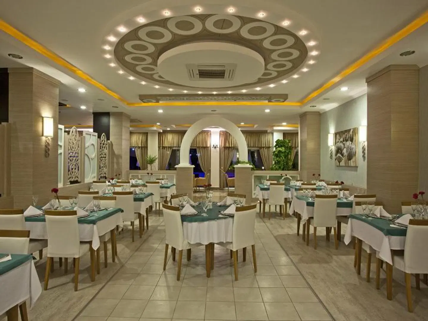 Solivia Hotel Restaurant