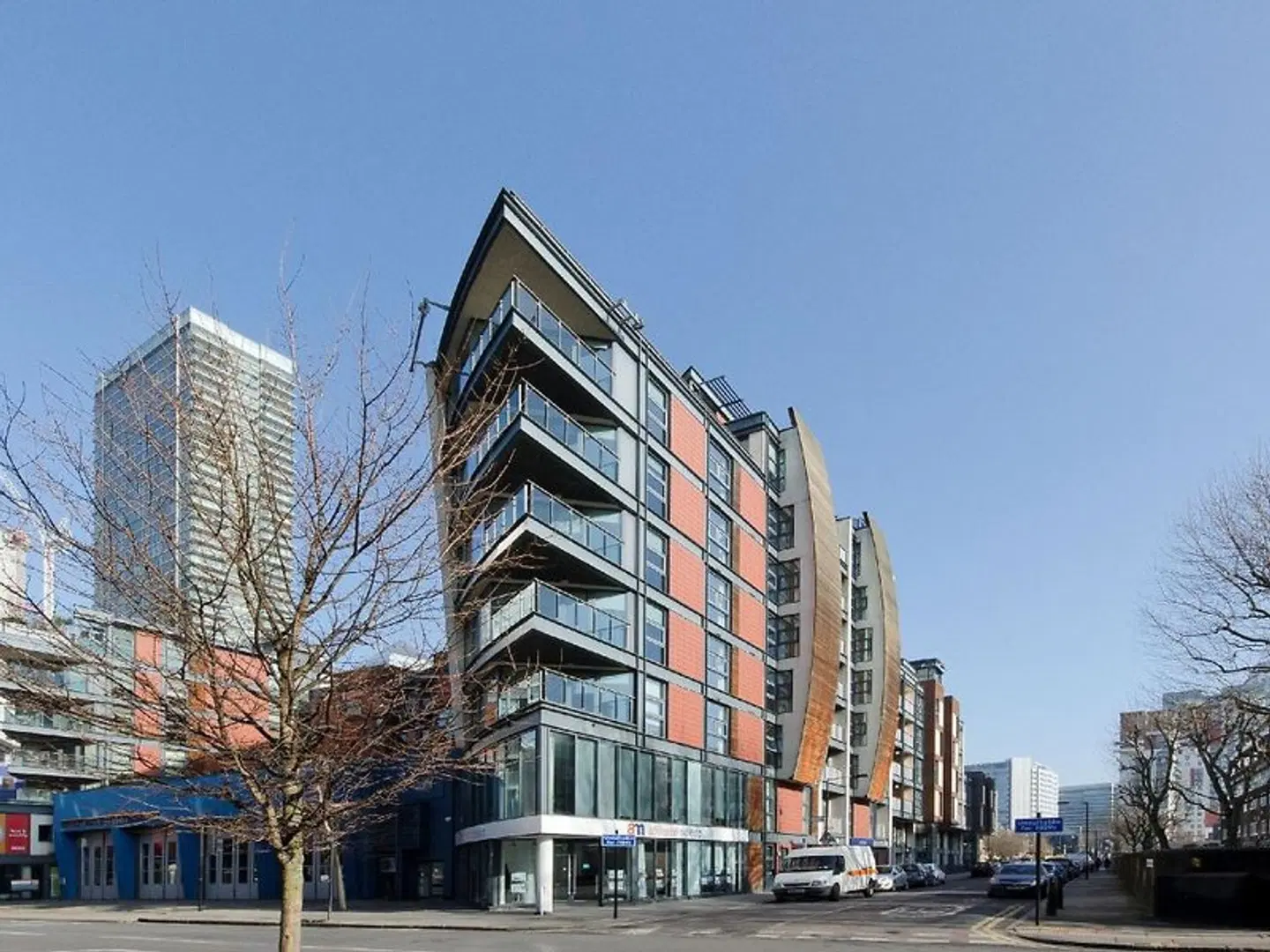 Marlin Canary Wharf EXTERIOR