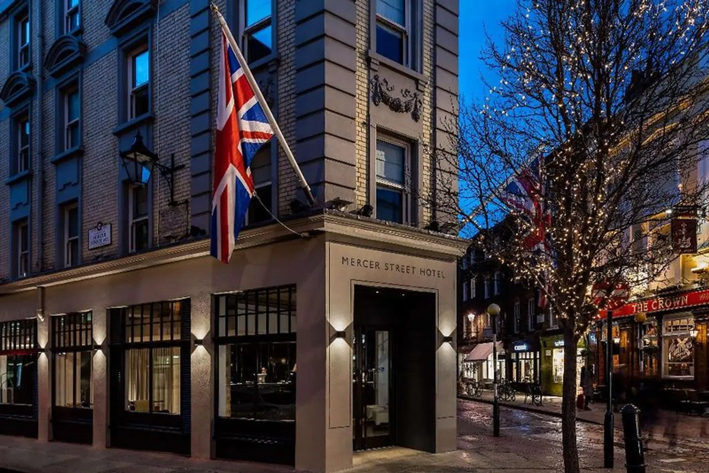 Radisson Blu Edwardian Mercer Street Hotel EXTERIOR