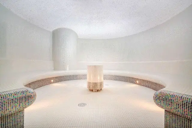 DoubleTree by Hilton Krakow Hotel & Convention Center HEALTH_BEAUTY