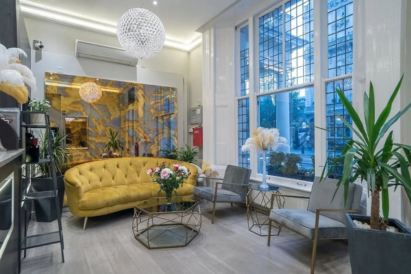 Hyde Park Executive LOUNGE_LOBBY