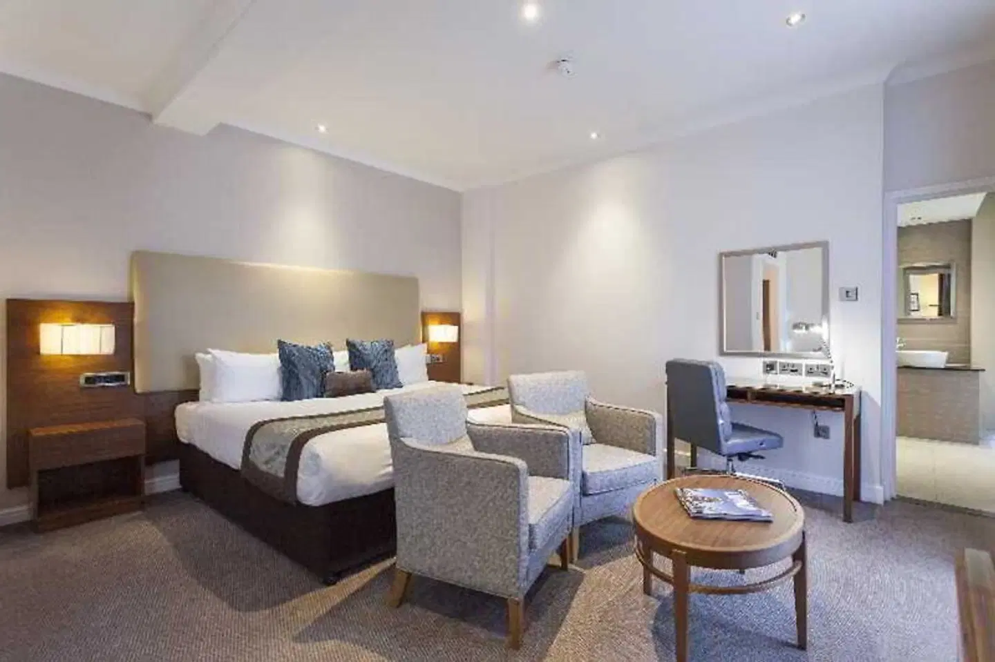 Thistle Piccadilly ROOM_EXAMPLE