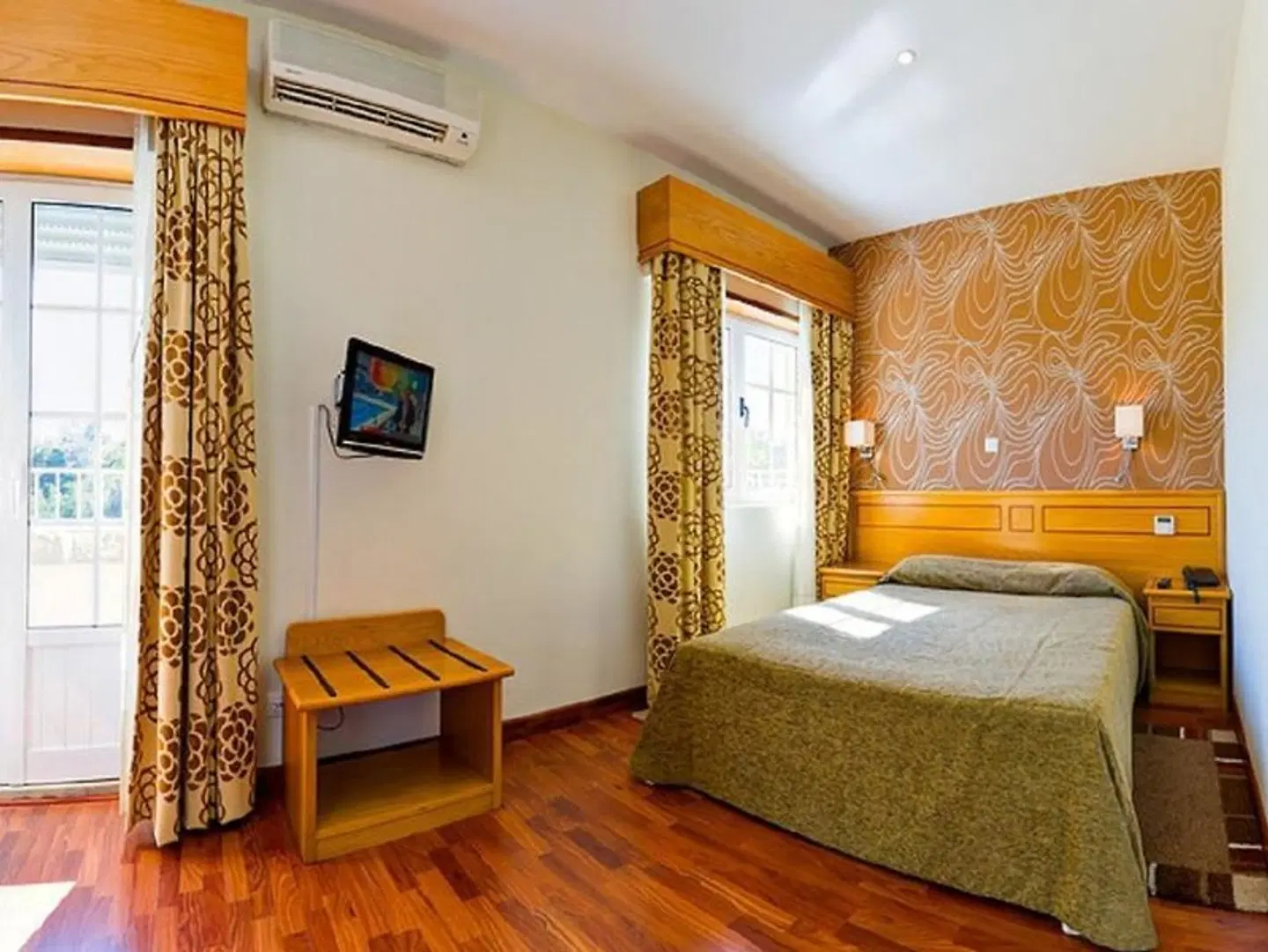 Avenida Park ROOM_EXAMPLE