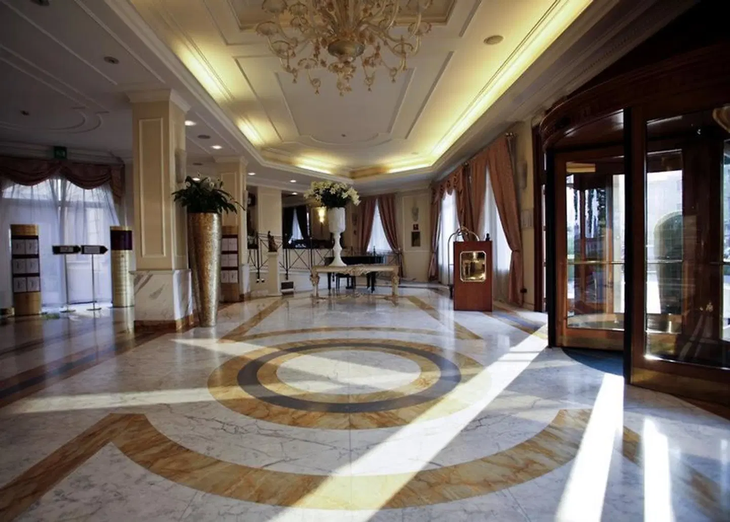 Grand Visconti Palace HEALTH_BEAUTY