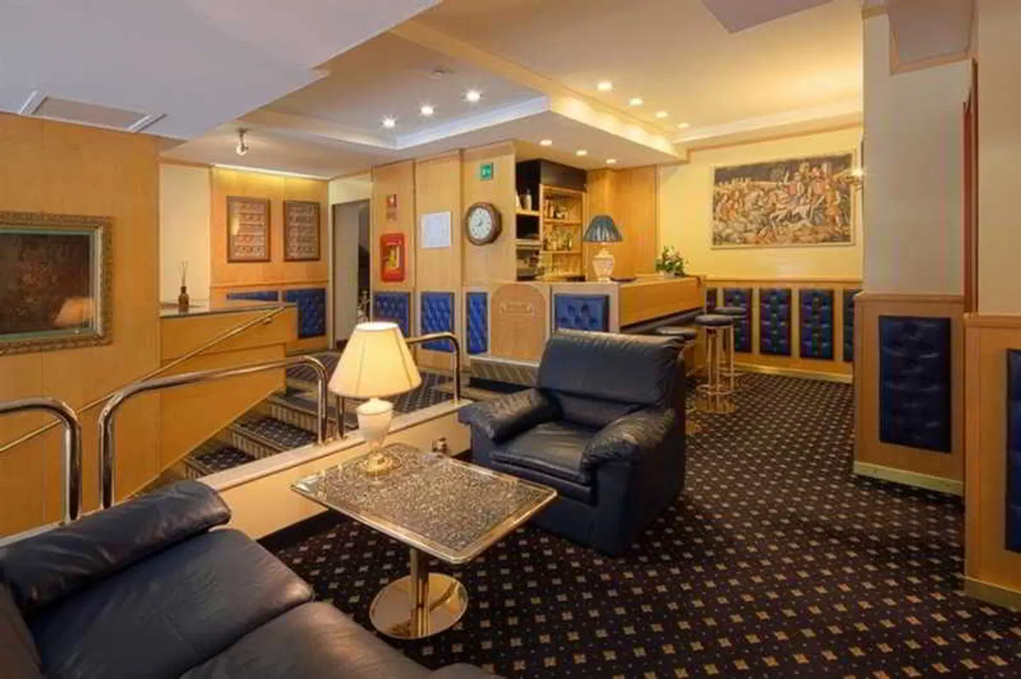 Mentana LOUNGE_LOBBY