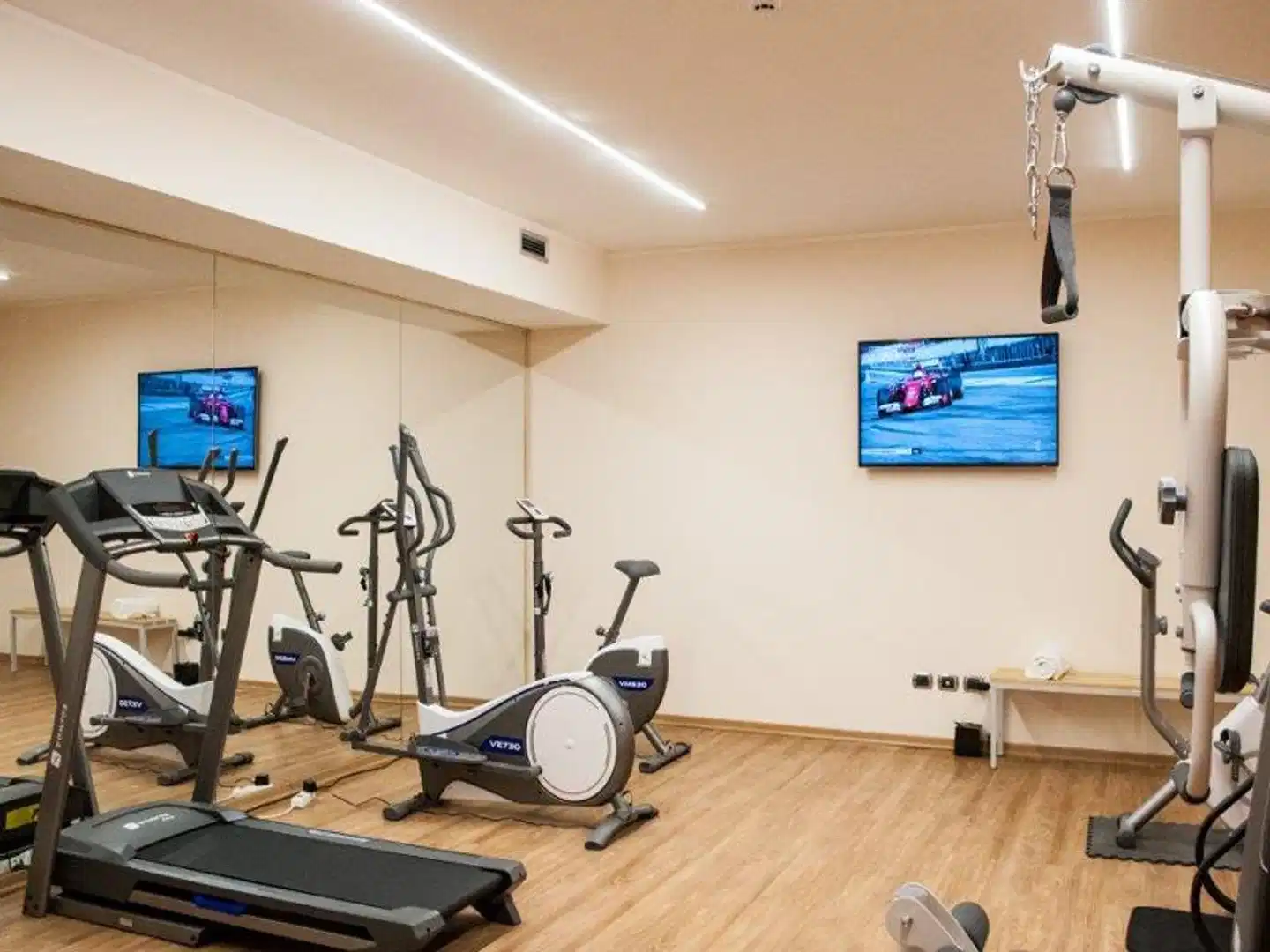 Silver Hotel & Motel Sport und Entertainment
