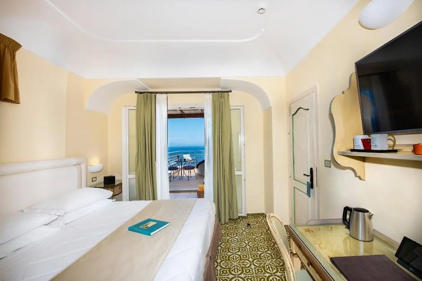 Margherita ROOM_EXAMPLE