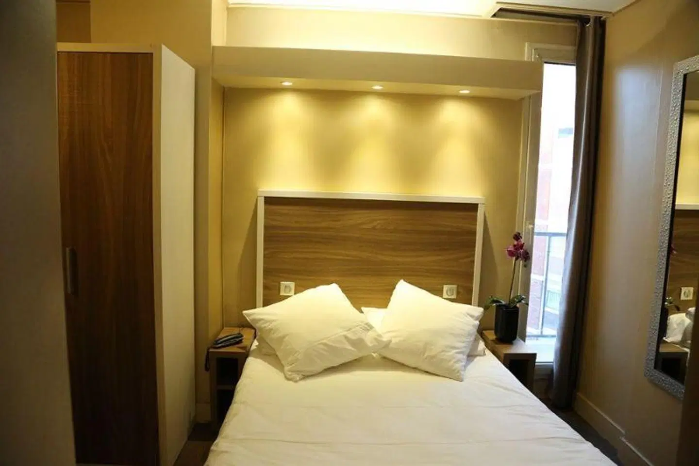 Grand Hotel Nouvel Opera ROOM_EXAMPLE