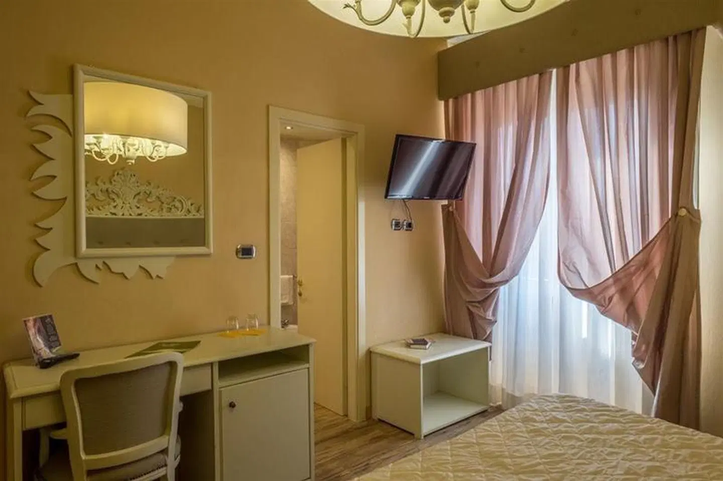 Hotel Manzoni ROOM_EXAMPLE