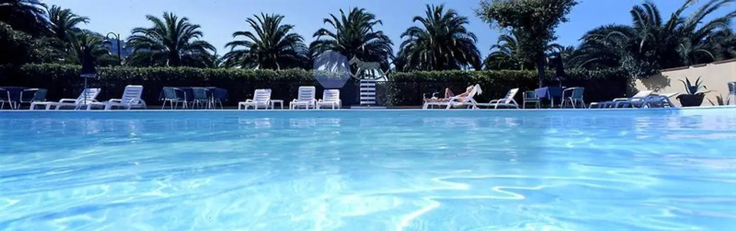 Della Baia OUTDOOR_POOL