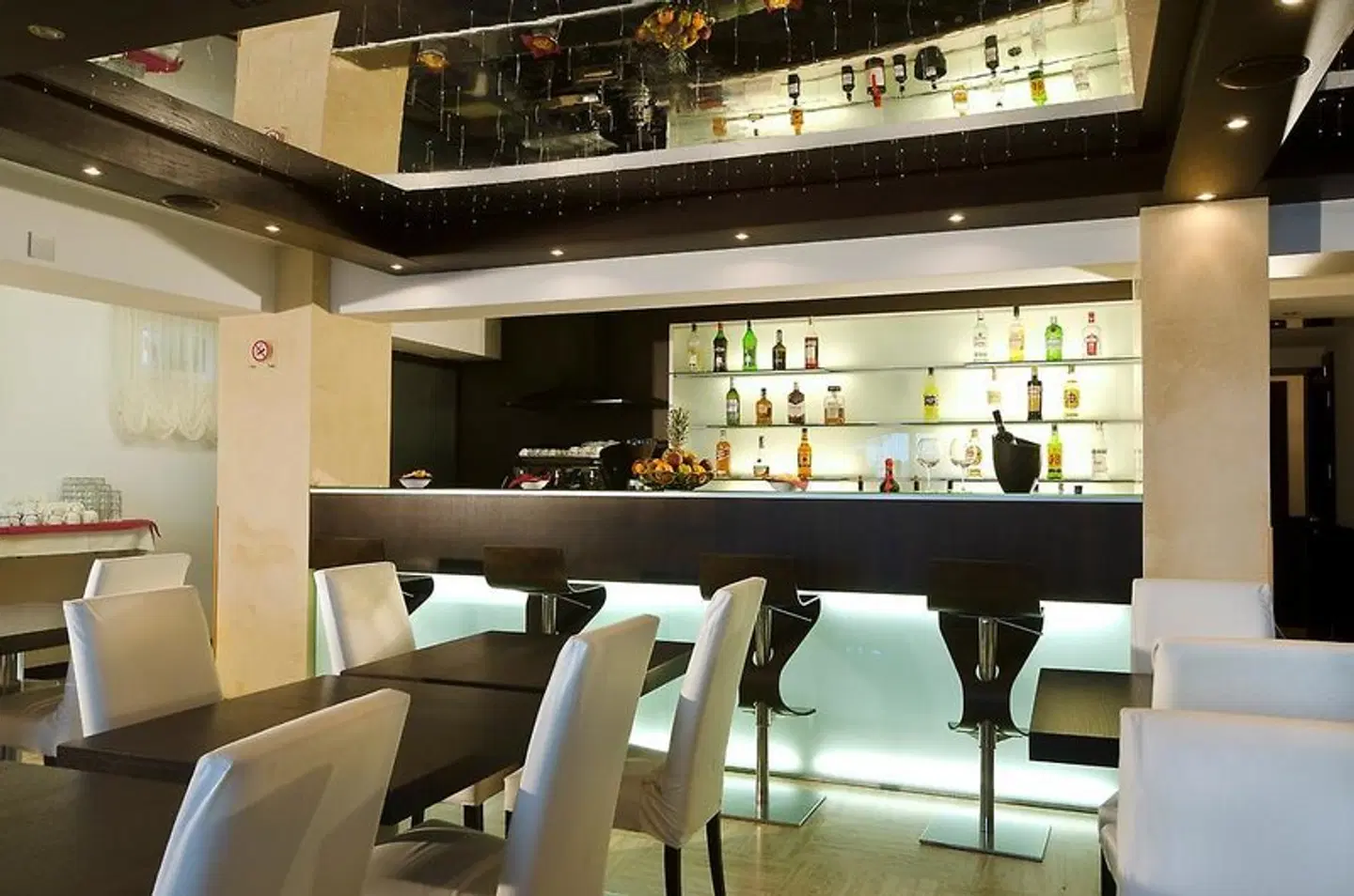 Petit Palais Bar