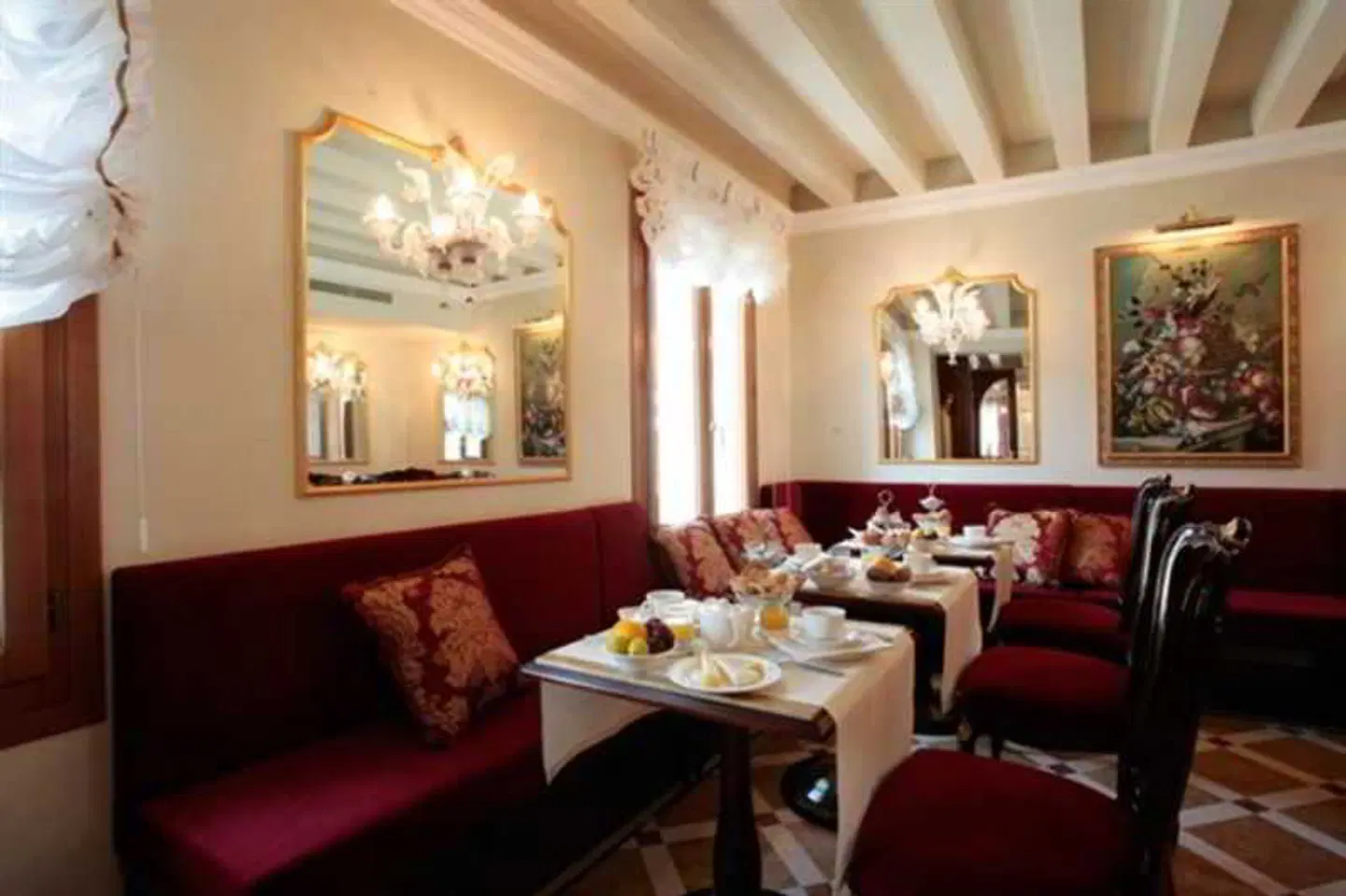 Canal Grande Restaurant