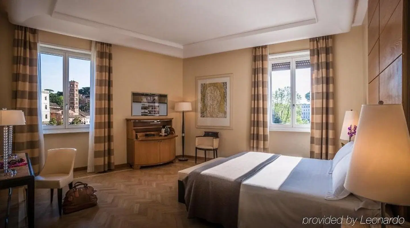 Fortyseven ROOM_EXAMPLE