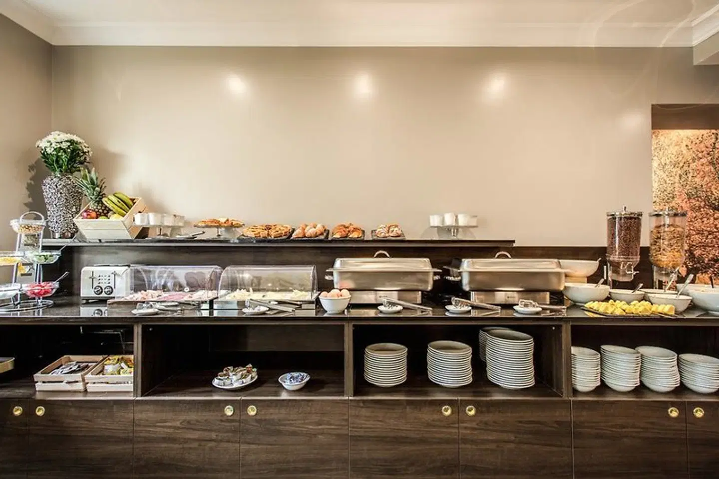 Hotel 55 Fiftyfive Restaurant