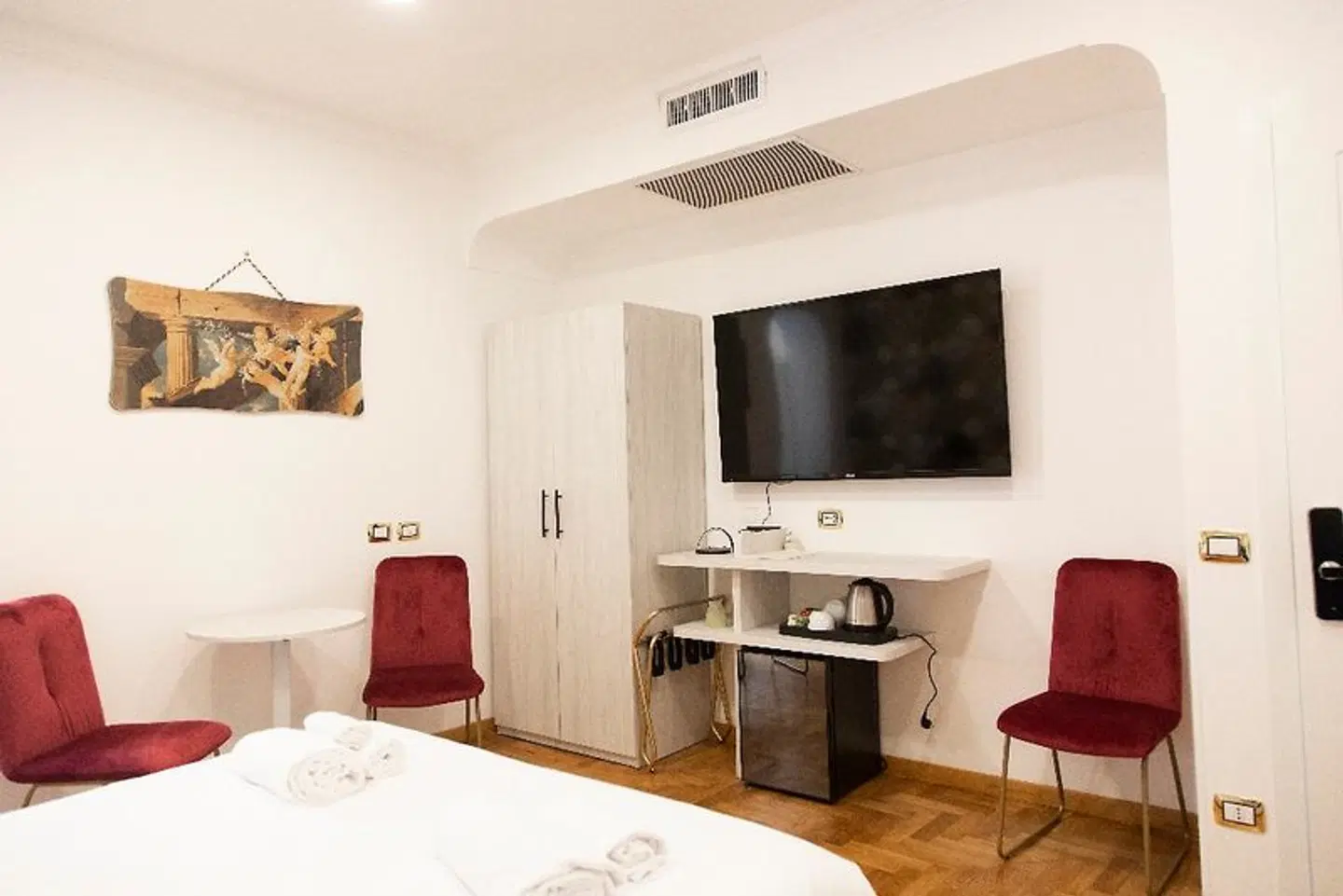 Cinquantatre ROOM_EXAMPLE