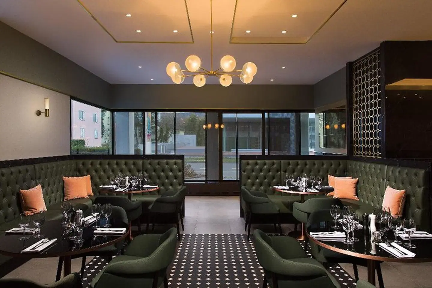 Crowne Plaza Zürich by IHG Bar