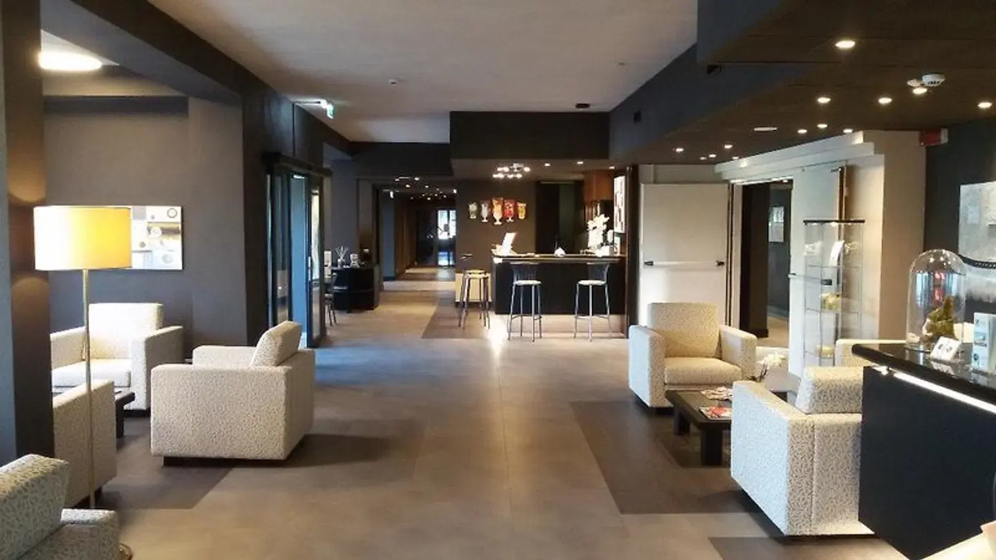 King LOUNGE_LOBBY