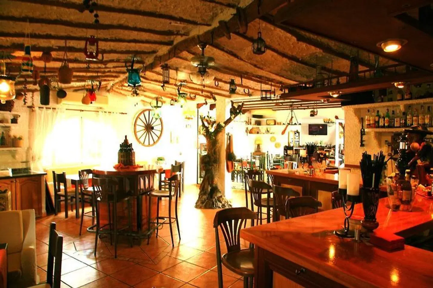 Villa Columbus Bar