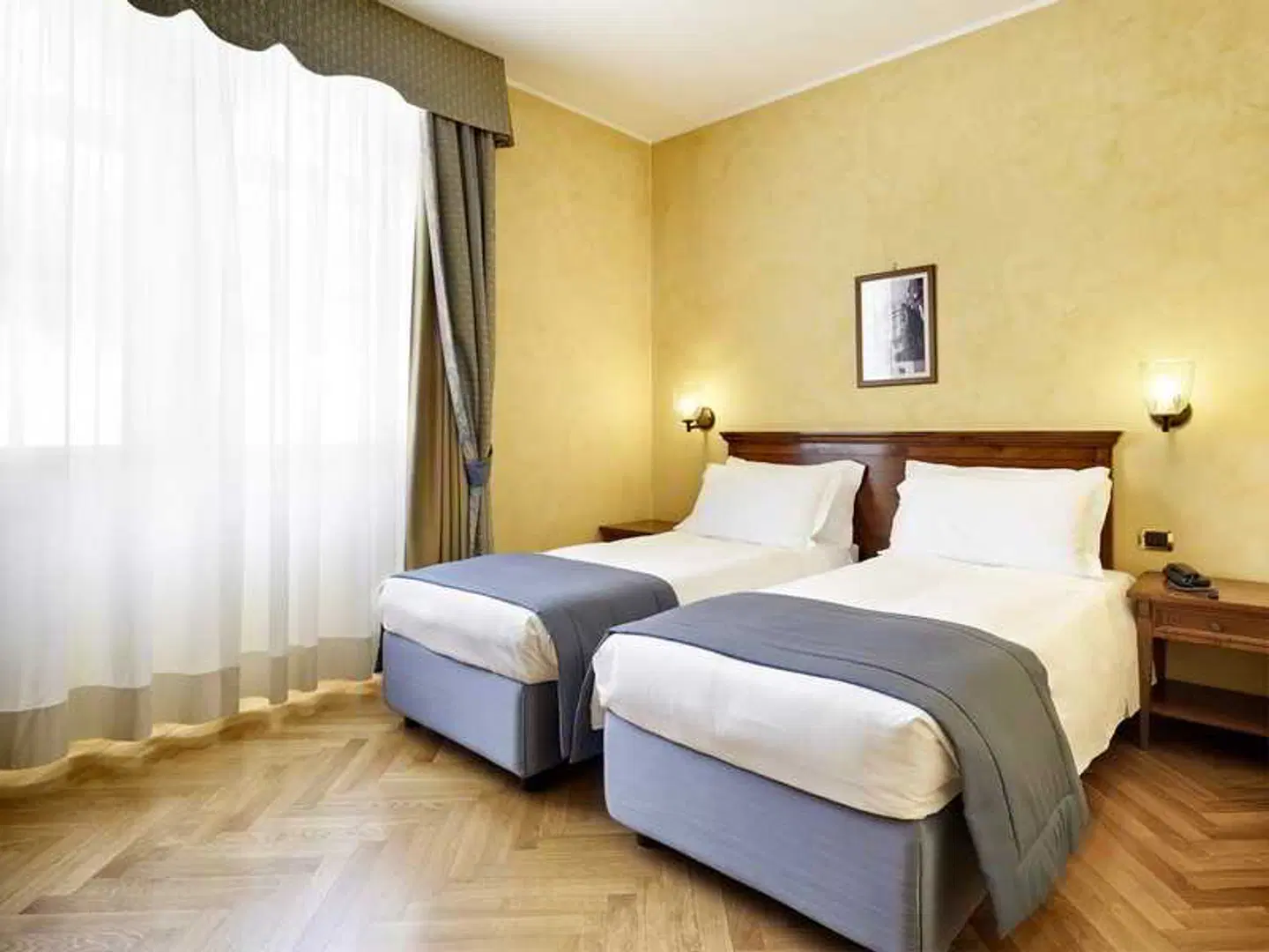 Continentale ROOM_EXAMPLE