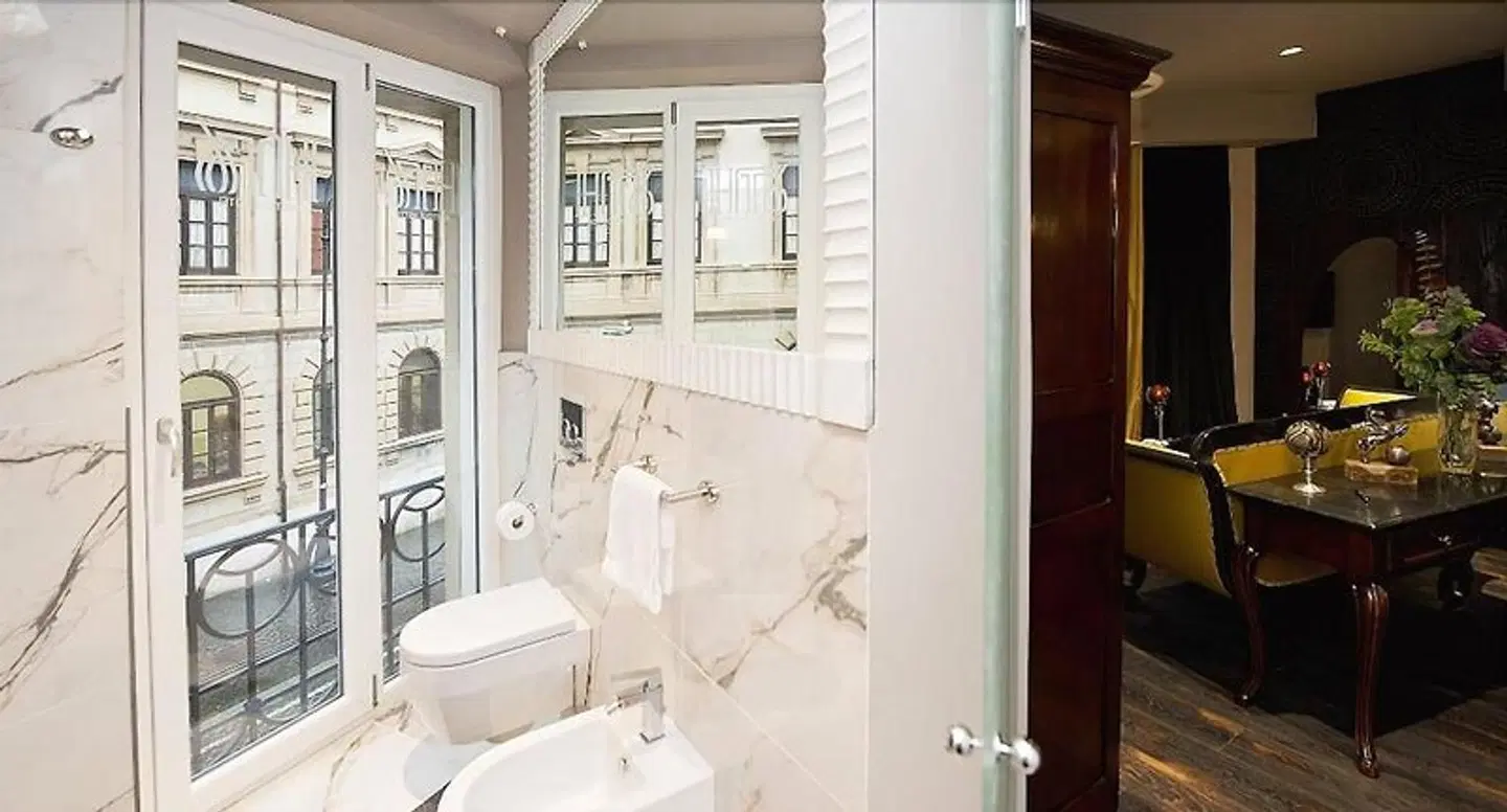 HT6 Hotel Roma Badezimmer