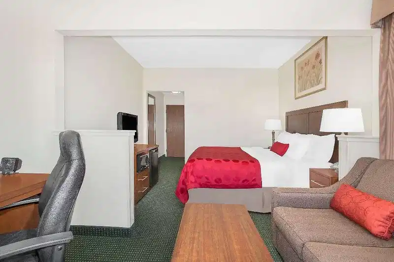 Ramada by Wyndham Denver International Airport – Hotelfoto