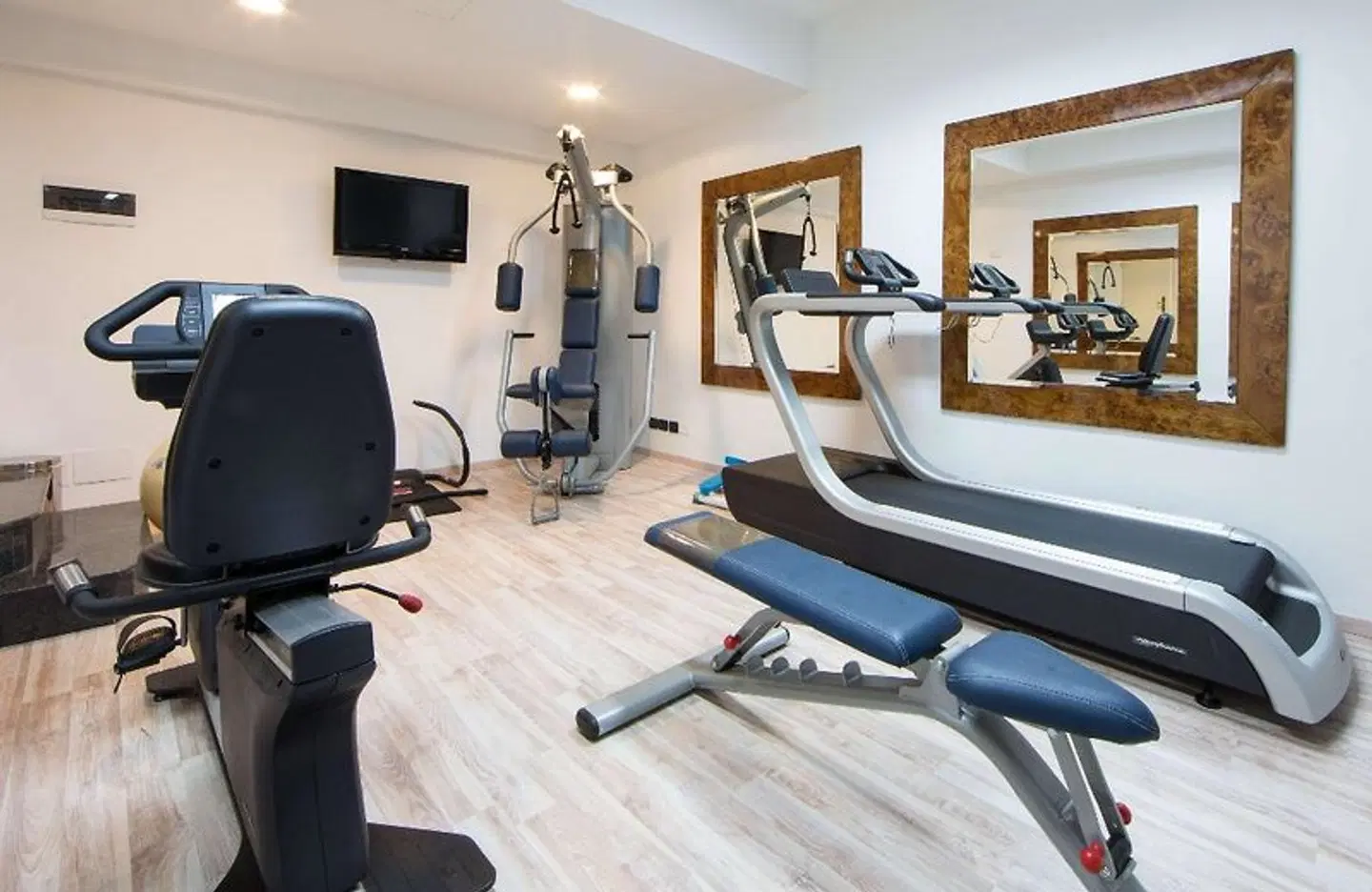 Best Western Hotel Rivoli SPORTS_AND_LEISURE